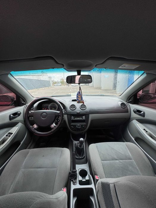 Chevrolet Lacetti 2006 хетчбек 1.4Л бензин