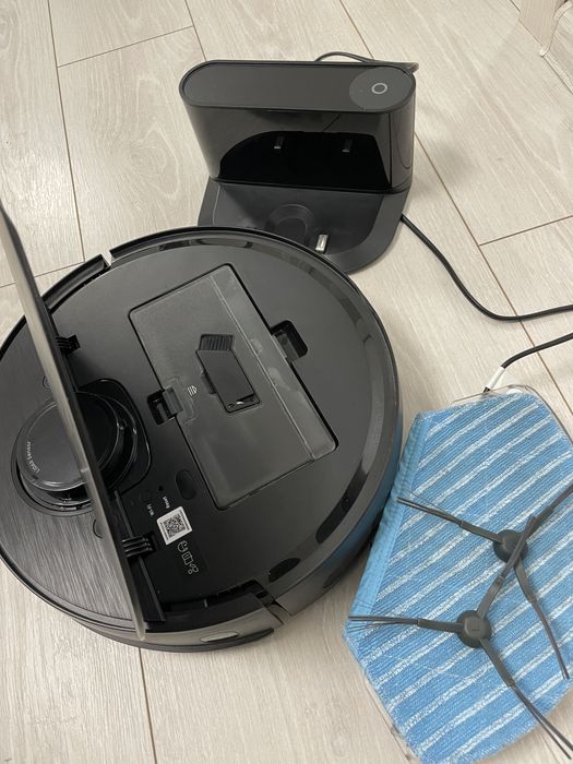 Робот-пилосос Samsung Powerbot-S VR 7700