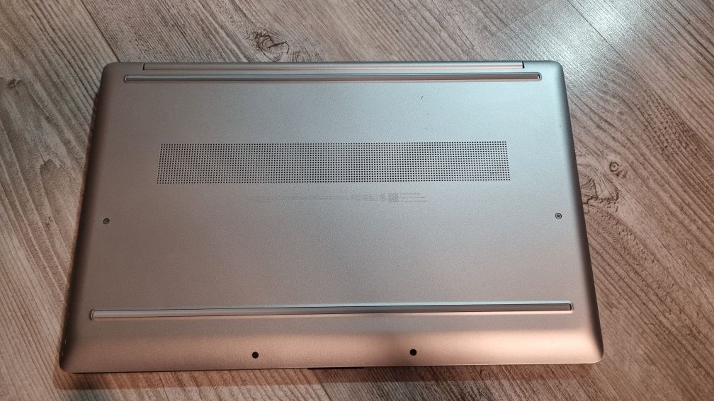 Hp 17-cn0069nr 17.3 СЕНСОРНИЙ І3-1125G4/DDR4-16/SSD-512