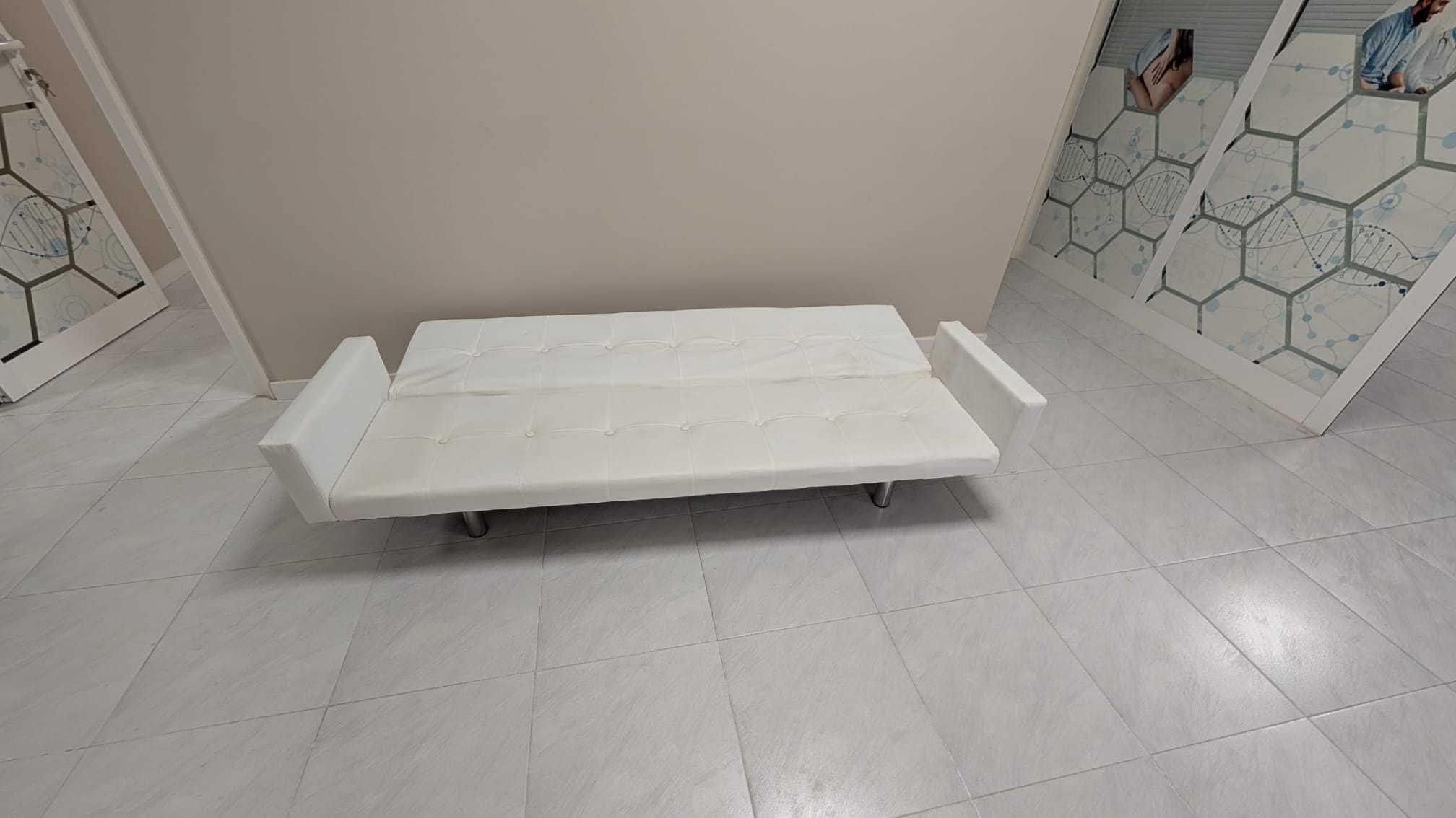 Sofá branco de escritório/casa