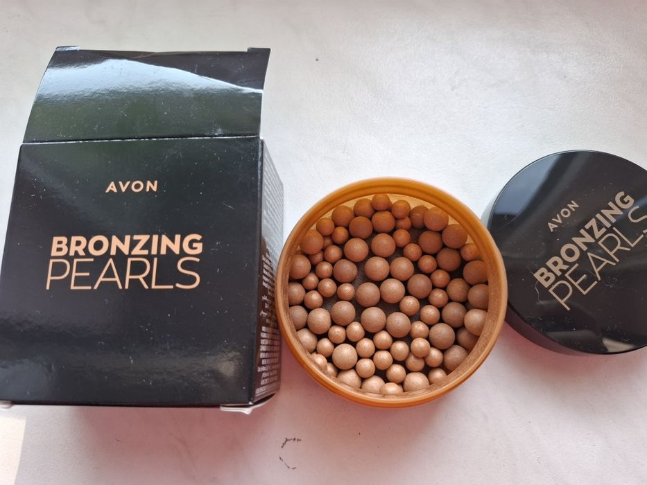 Perełki brązujące Avon