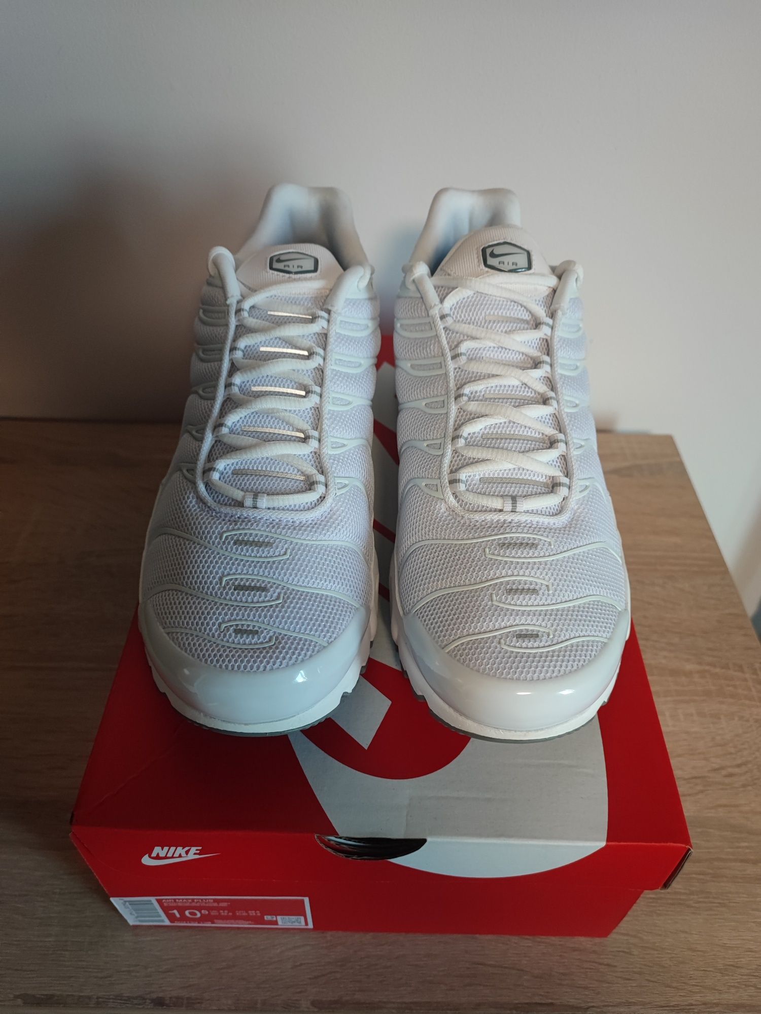 Air Max Plus 1 białe