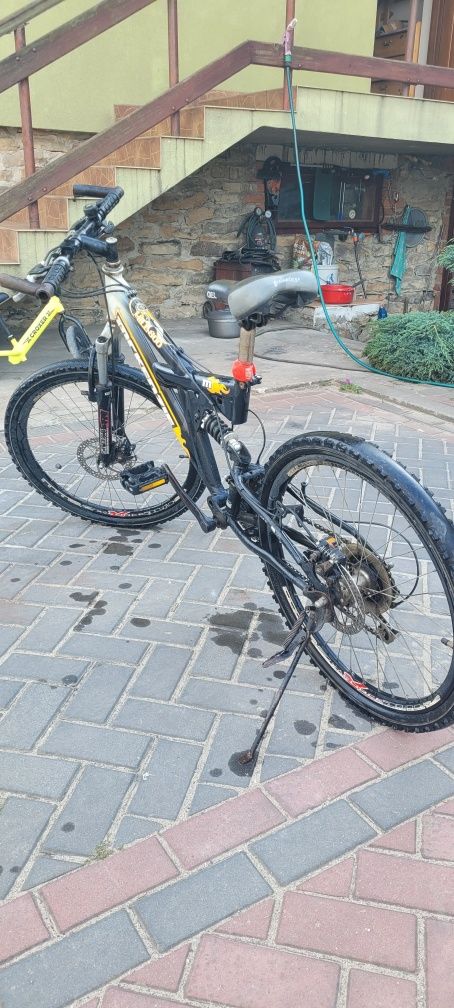 McKenzie Hill 800 Rower MTB