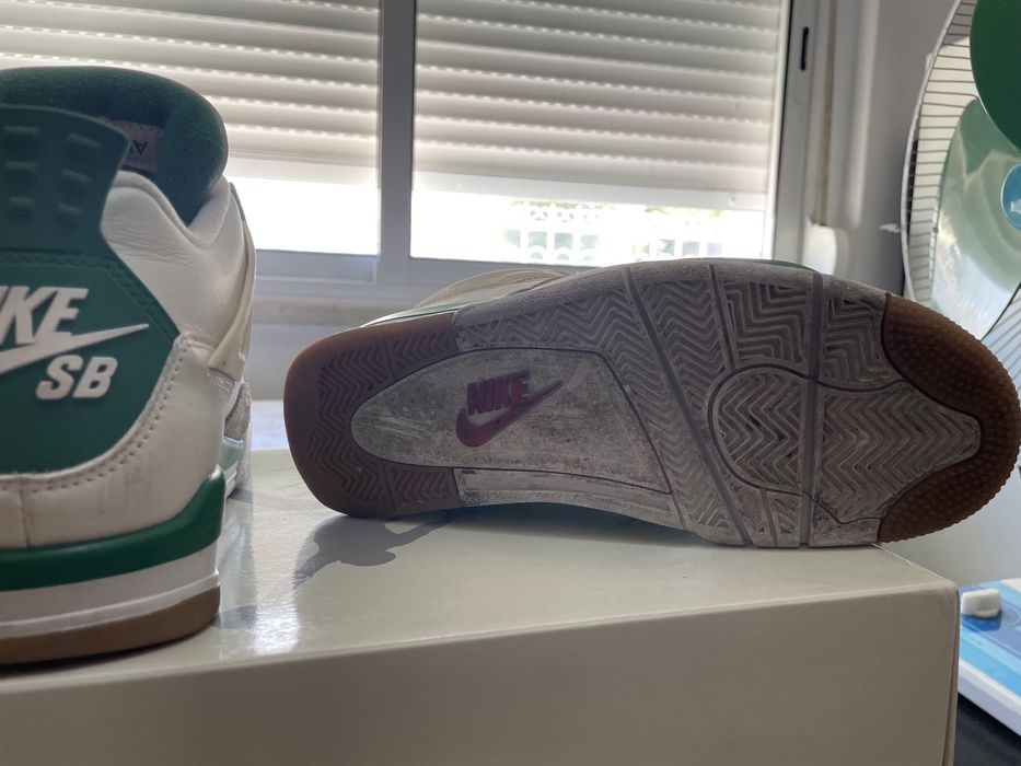 Air Jordan 4 Retro SP