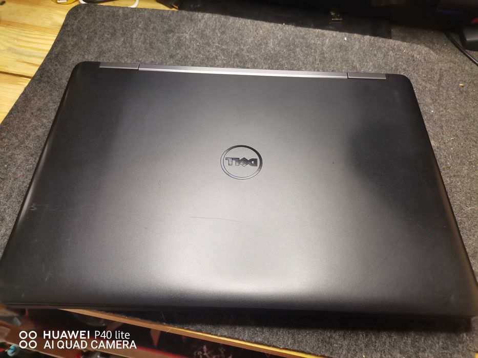 Laptop Dell do grania i pracy. I5 8/128 HDMI Win11pro bat~4h ładowarka