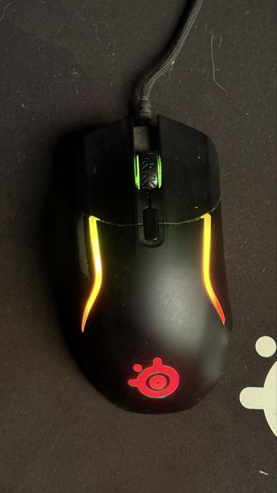 Komputer Gamingowy zestaw / Monitor / Klawiatura / Myszka / Głośniki