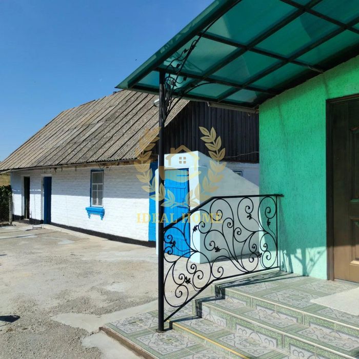 Продам будинок в Луці