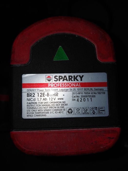 Latarka warsztatowa na akumulator Sparky