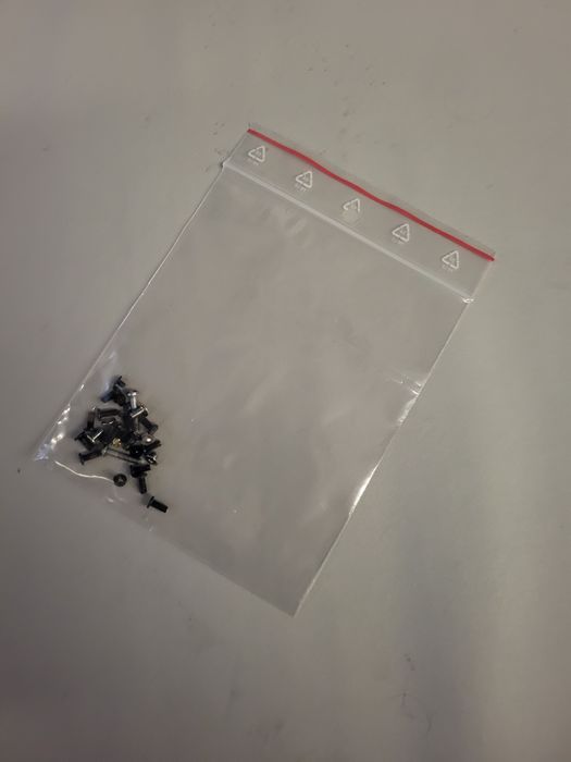 Sprzedam zestaw śrubek do laptopa ACER Aspire ES1 533 C6FA Series