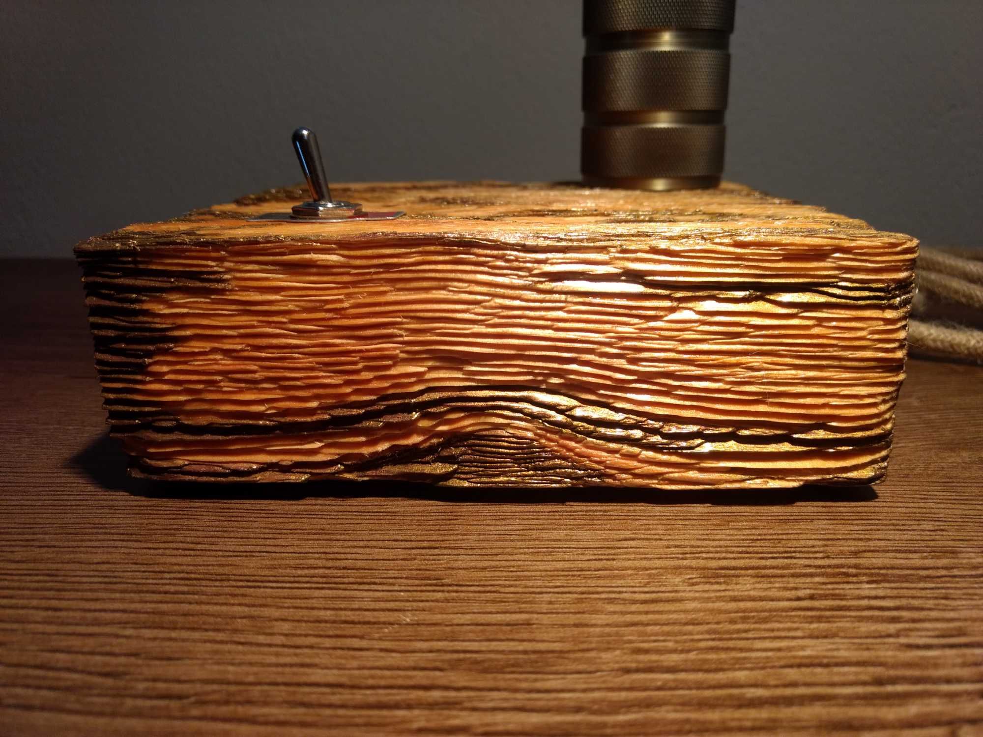 Lampa dekoracyjna ozdobna drewniana diy handmade rękodzieło prezent