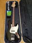 Gitara basowa Fender Jazz Bass 2006