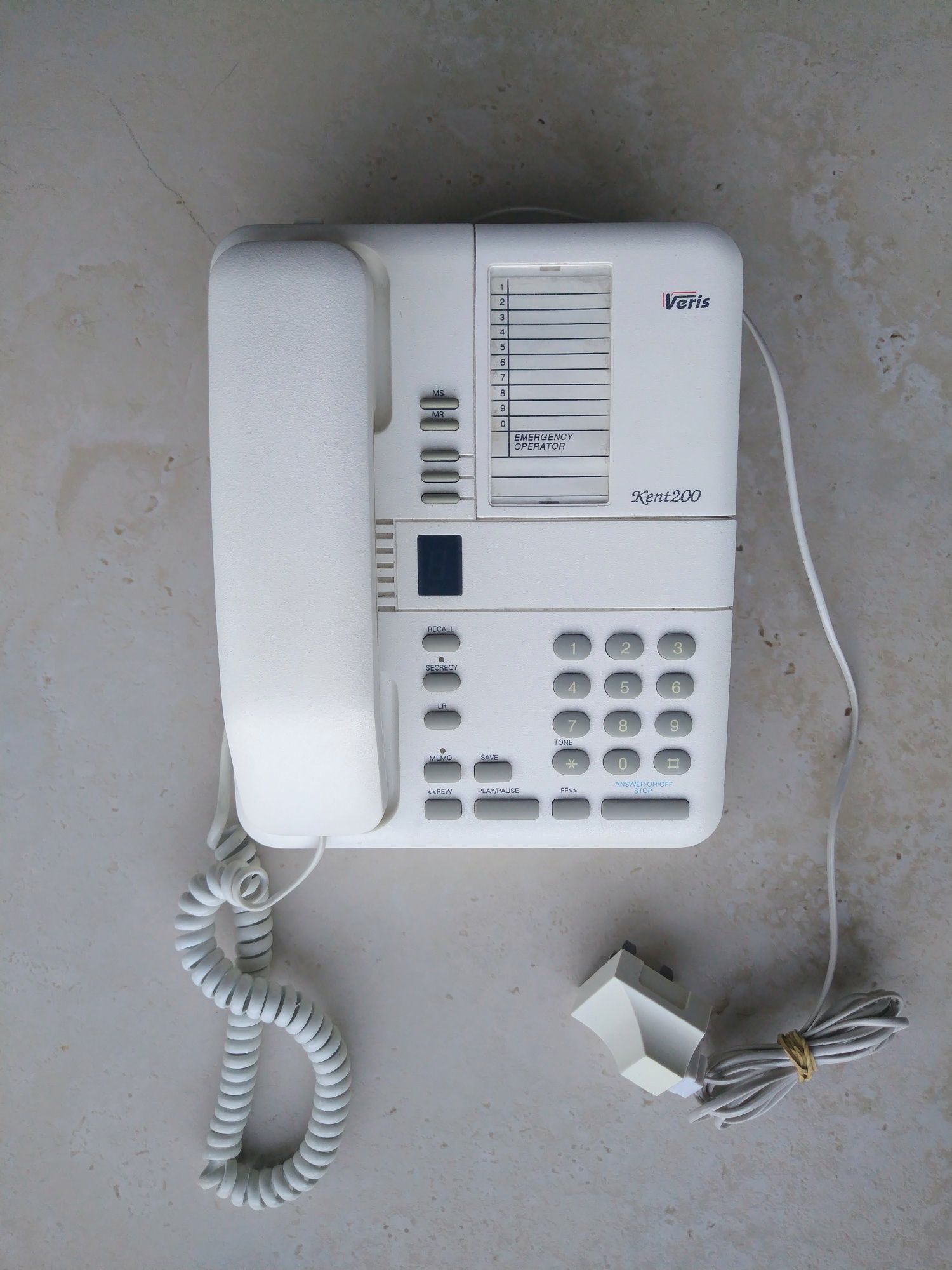 Telefon stacjonarny z sekretarką Veris Kent 200