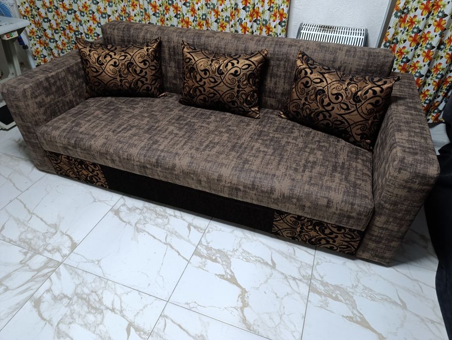 Продам диван еврокнижка