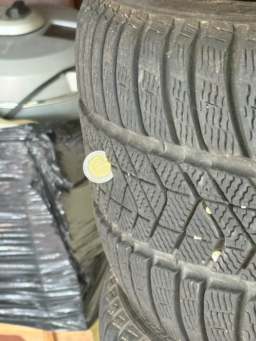 Pirelli sottozero winter 245/40/20 jedna opona  zimowe