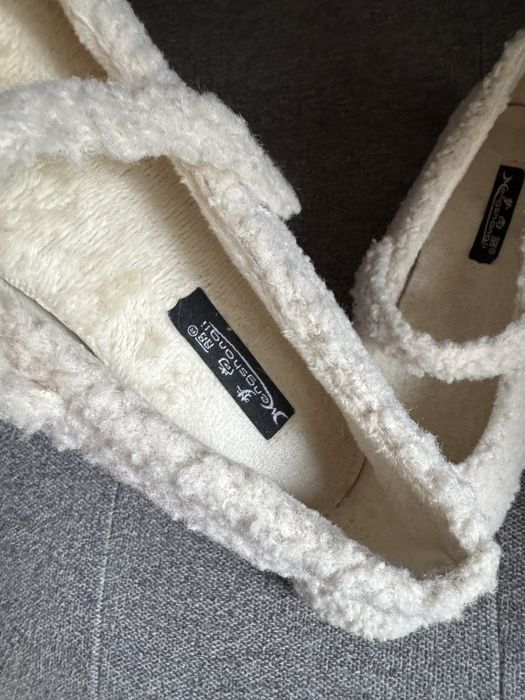 Трендові хутряні балетки