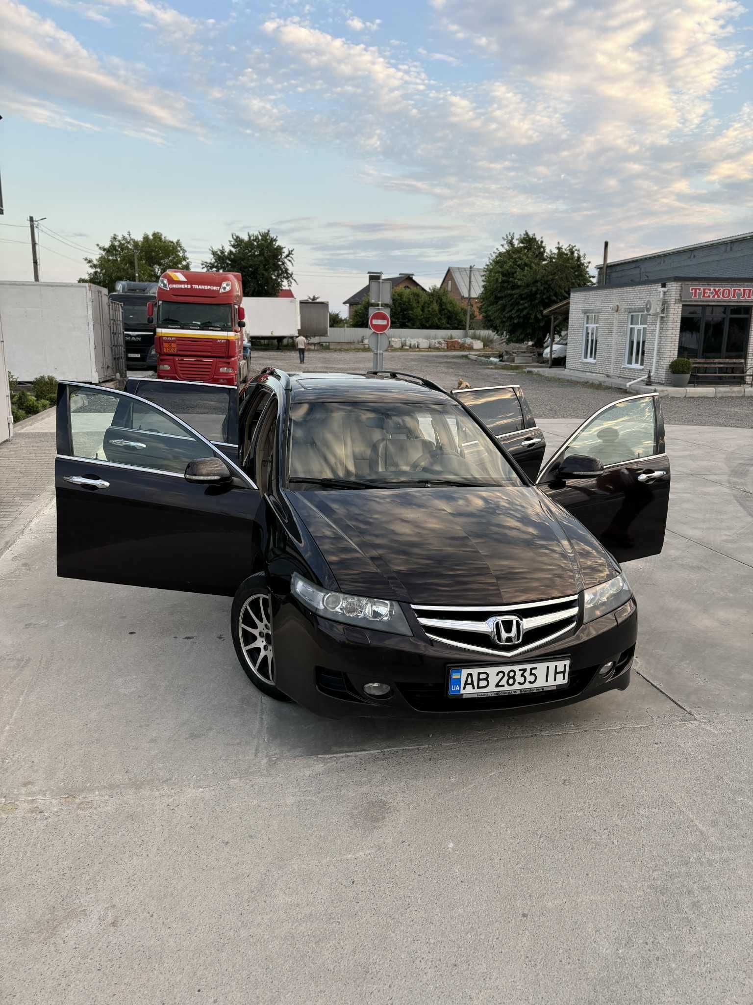 Honda accord 7 EXECUTIVE+NAVI