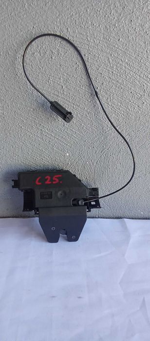 Zamek Klapy Bagażnika BMW 1 E87 Zamek Klapy Bagażnika E87 E81