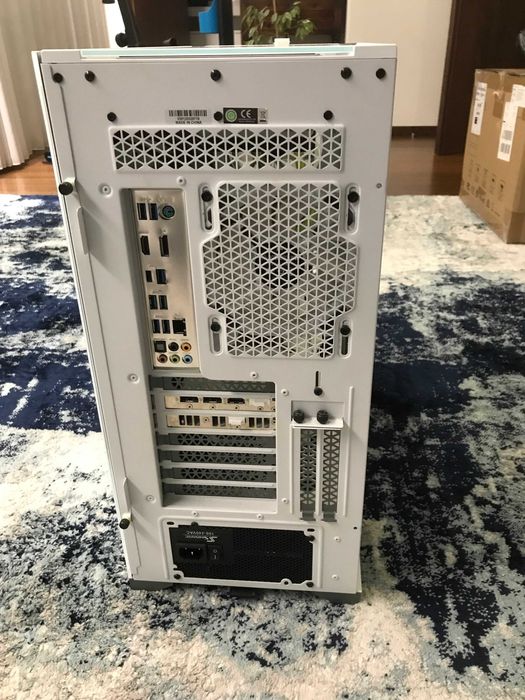 PC Ryzen 5 5600x RTX 3070 EKfluidgaming A240