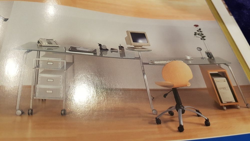 Nowoczesne biurko szklane rozkładane dwuczęściowe ,dwupoziomowe