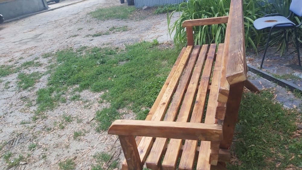 Zestaw ogrodowy lakierowane (ławki, stół,krzesła)