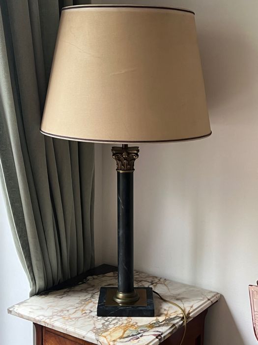 Lampa w stylu Empire