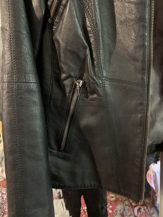 Женская кожаная куртка