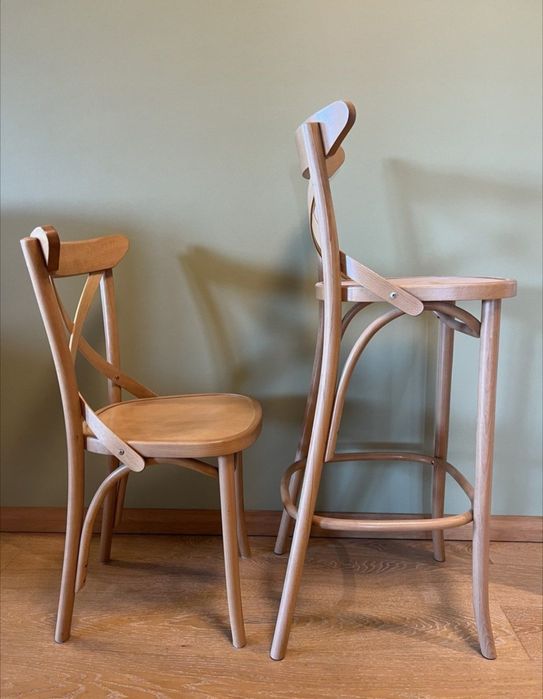 Стільці віденські барні (високі)