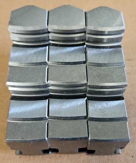 Szczęki zewnętrzne do uchwytu tokarskiego 160 mm, nowe.