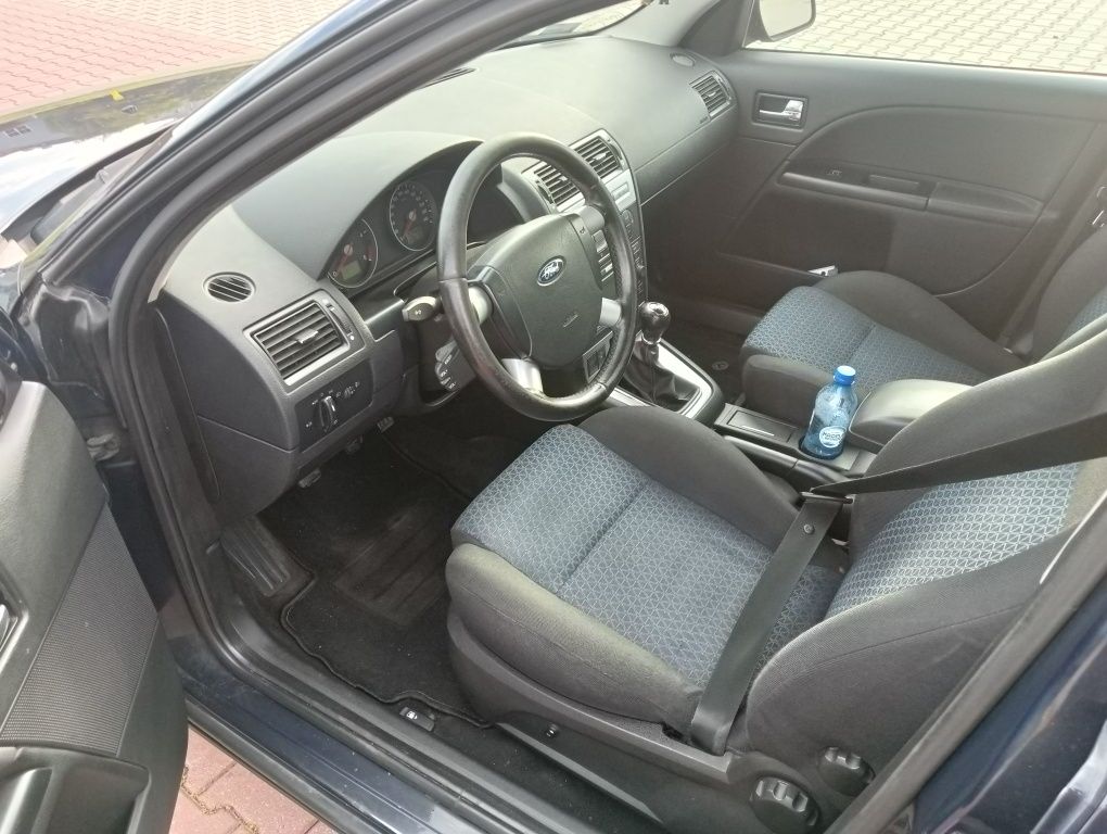 Ładny Ford Mondeo 2,0  2006r 6 biegów SPRAWNA KLIMA