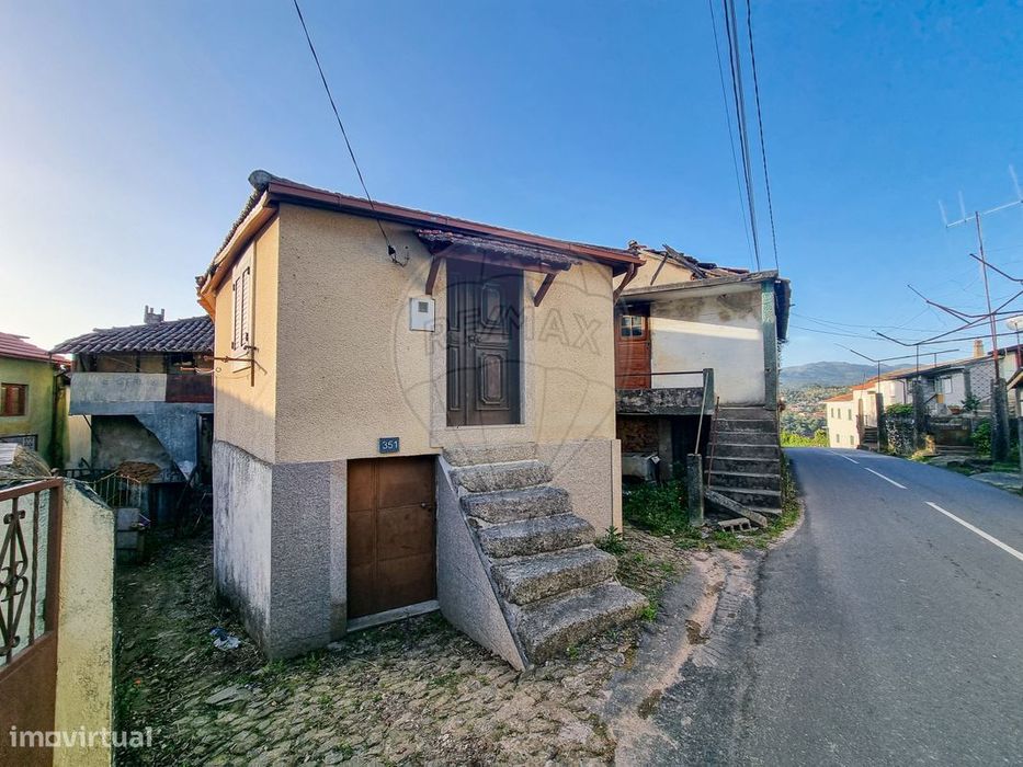 Moradia T2 para venda