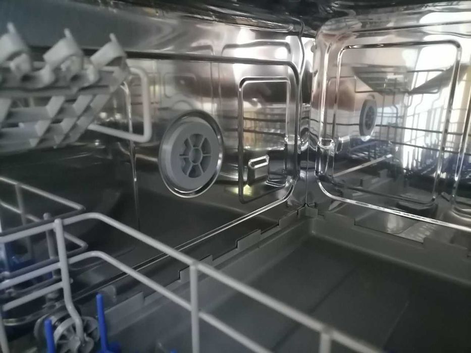 Посудомийна машина настільна Hansa ZWM 536 WH