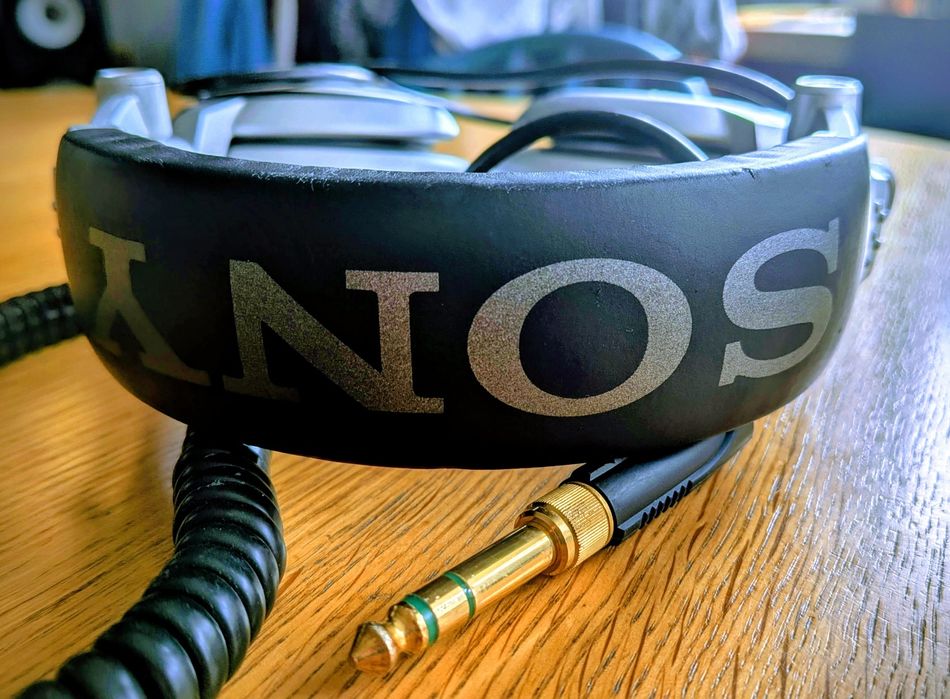 Słuchawki Sony MDR-Z700DJ