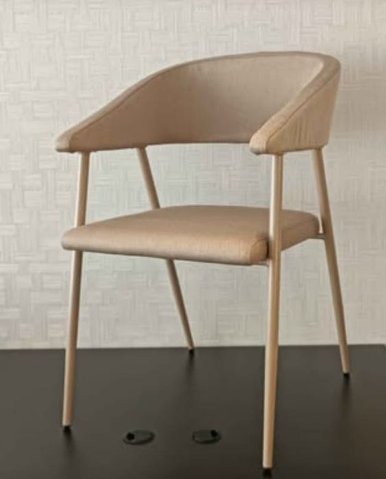 Caldeiras vende 4 novas