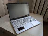 Laptop Kiano Elegance 14.2 – bez baterii i ładowarki, sprawny – tanio