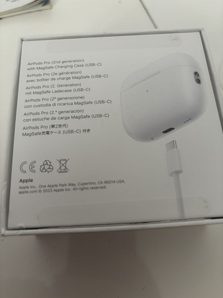 Apple airpods pro 2 generacji z etui magsafe