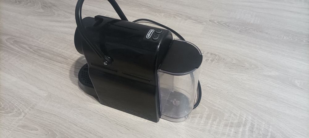 Ekspres DeLonghi
