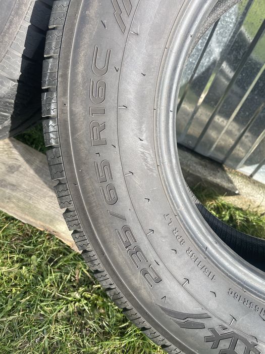 Opony zimowe  225/65 235/65/16 R16 C 4szt wzmacniane  do busa