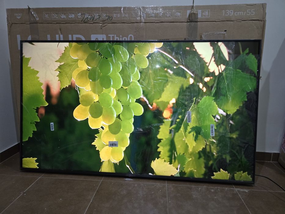 Telewizor marki LG 55 cali smart,wifi, YouTube, Netflix,NOWY ZAPAKOWAN