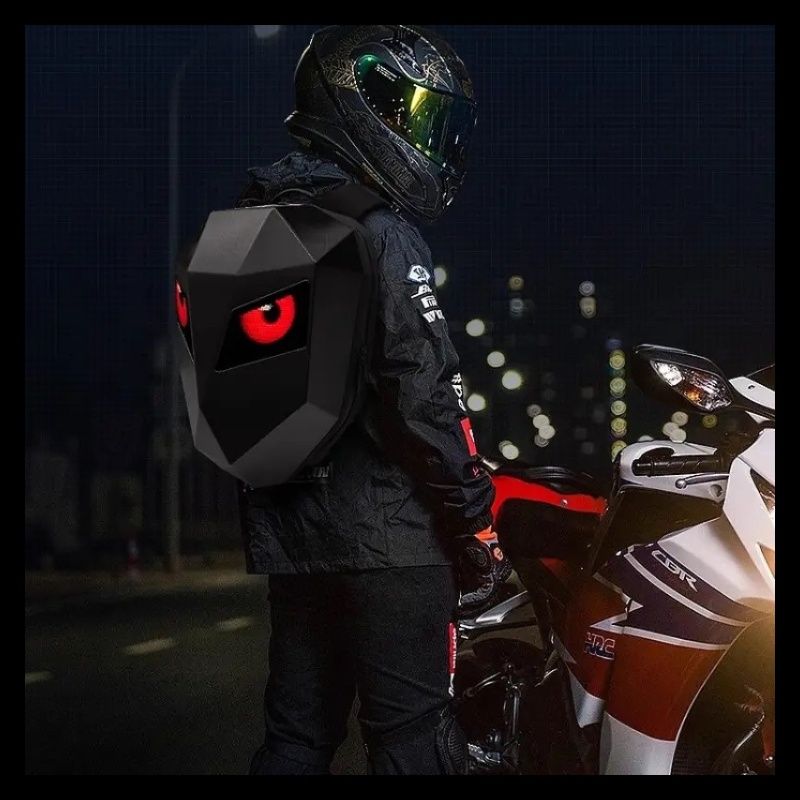 NOWY Plecak motocyklowy z oczami led w którym zmieścisz nawet kask .