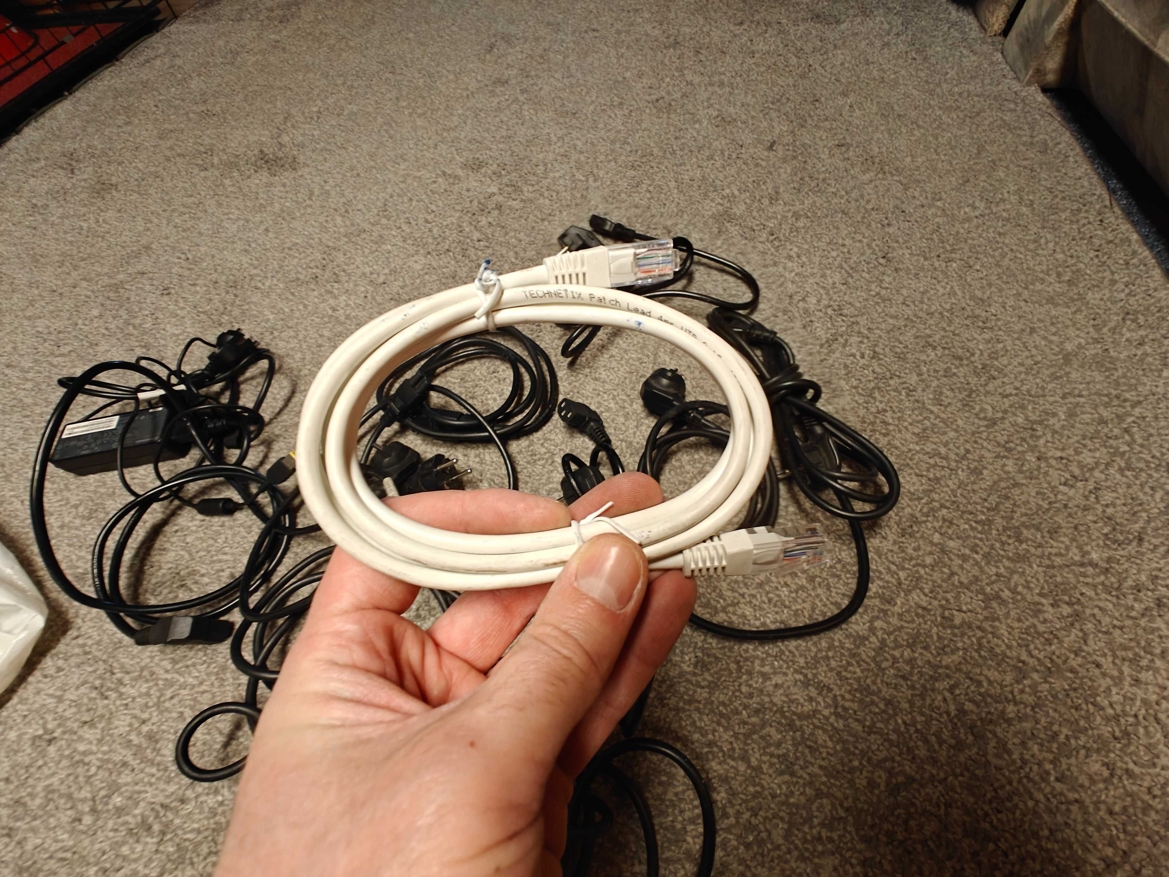 Kable zasilające, kable dvi-vga, vga-vga + przejściówki