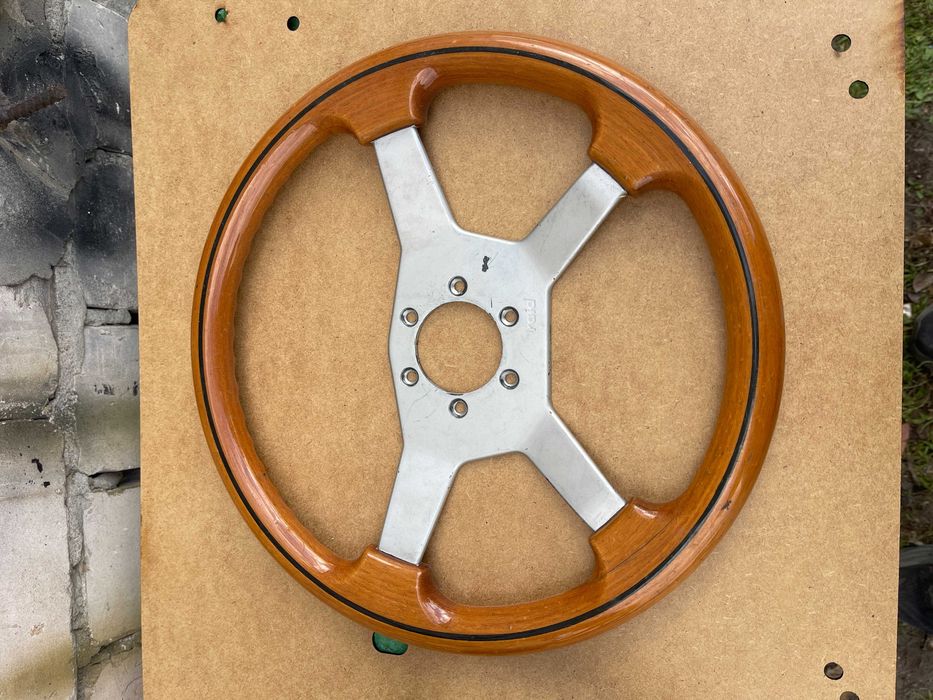 руль ваз 2105 классика 2103/2101 дерево