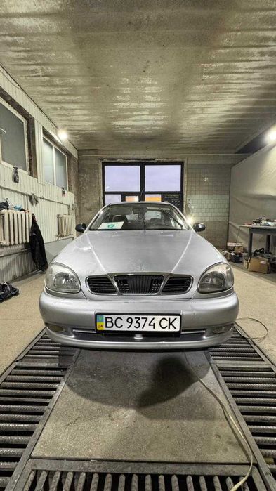 Daewoo Sens 2005 р. — економний, простий, без зайвих проблем. Чернівці
