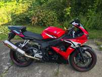 Yamaha R6 Yamaha R6 Czerwona Stan idealny