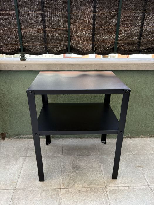 Mesa de cabeceira - Ikea