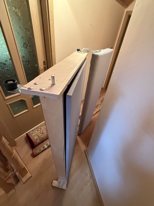 Oddam za darmo sofa rozkładana z pojemnikiem na posciel zielona