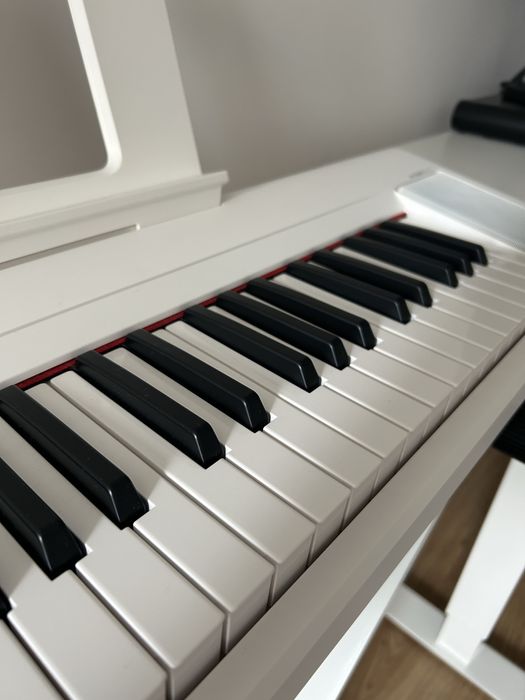 Pianino ze statywem