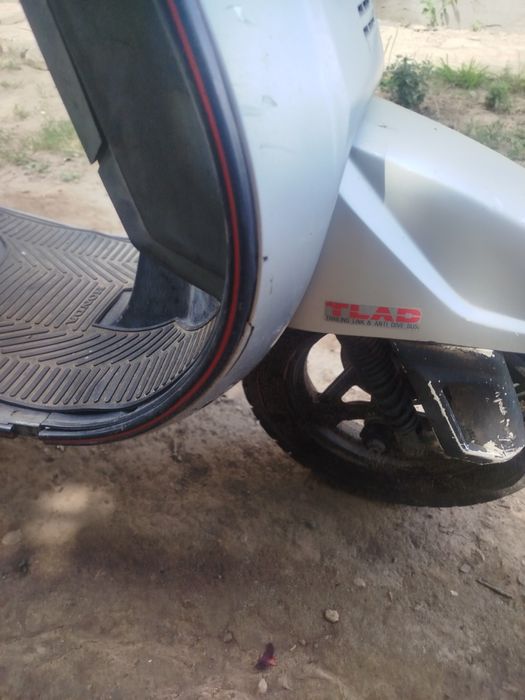 Продам хонду ліад!