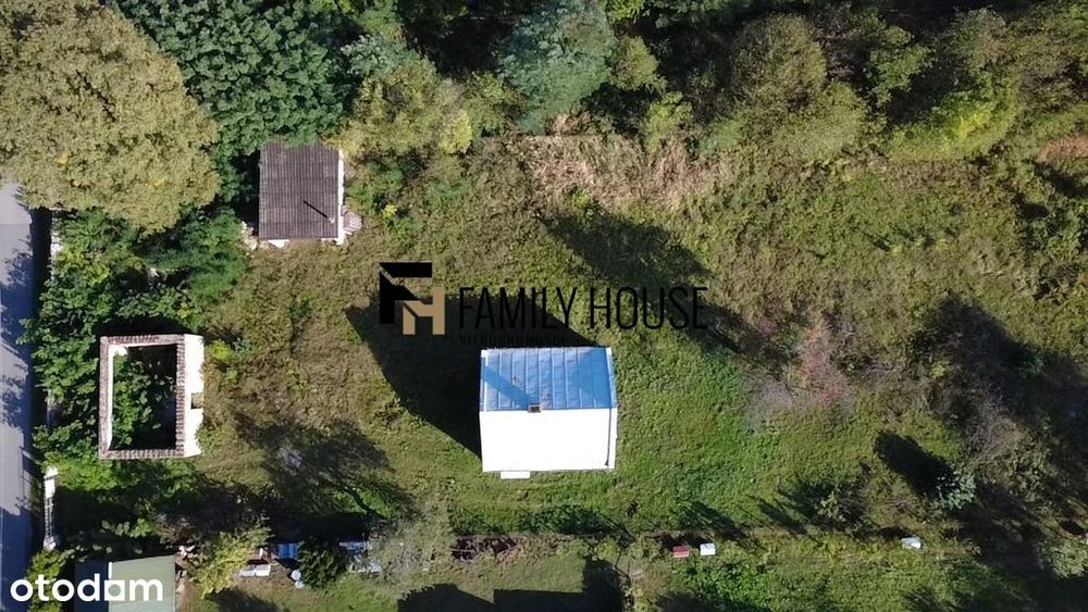 Dom z działką 4000 m2  z decyzją rozbudowy