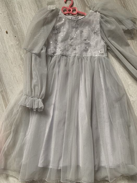 Платтячка 128-134 розмір,стан дуже гарний