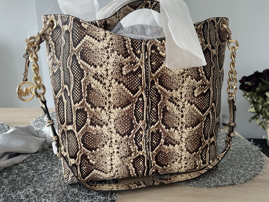 NOWA duza skorzana Torebka Aktowka MICHAEL KORS z nitami